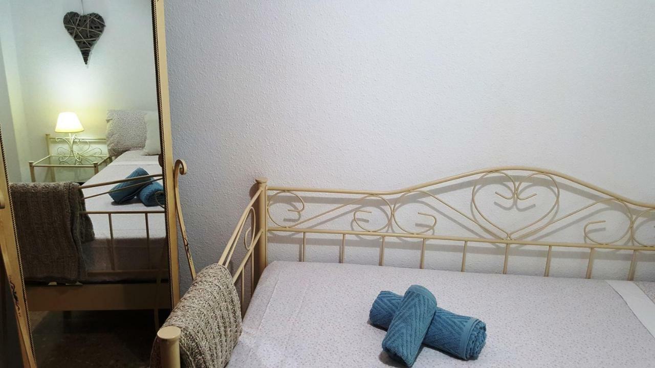 Apartamento Patios De San Lorenzo Cordoba Dış mekan fotoğraf